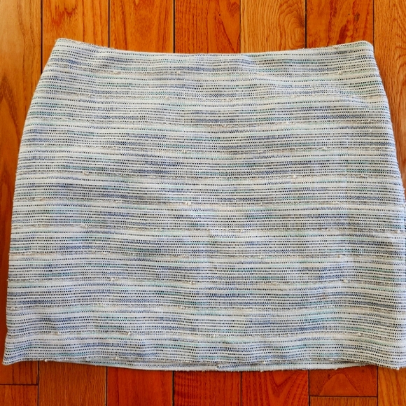 Club Monaco Dresses & Skirts - Club Monaco Skirt Size 4